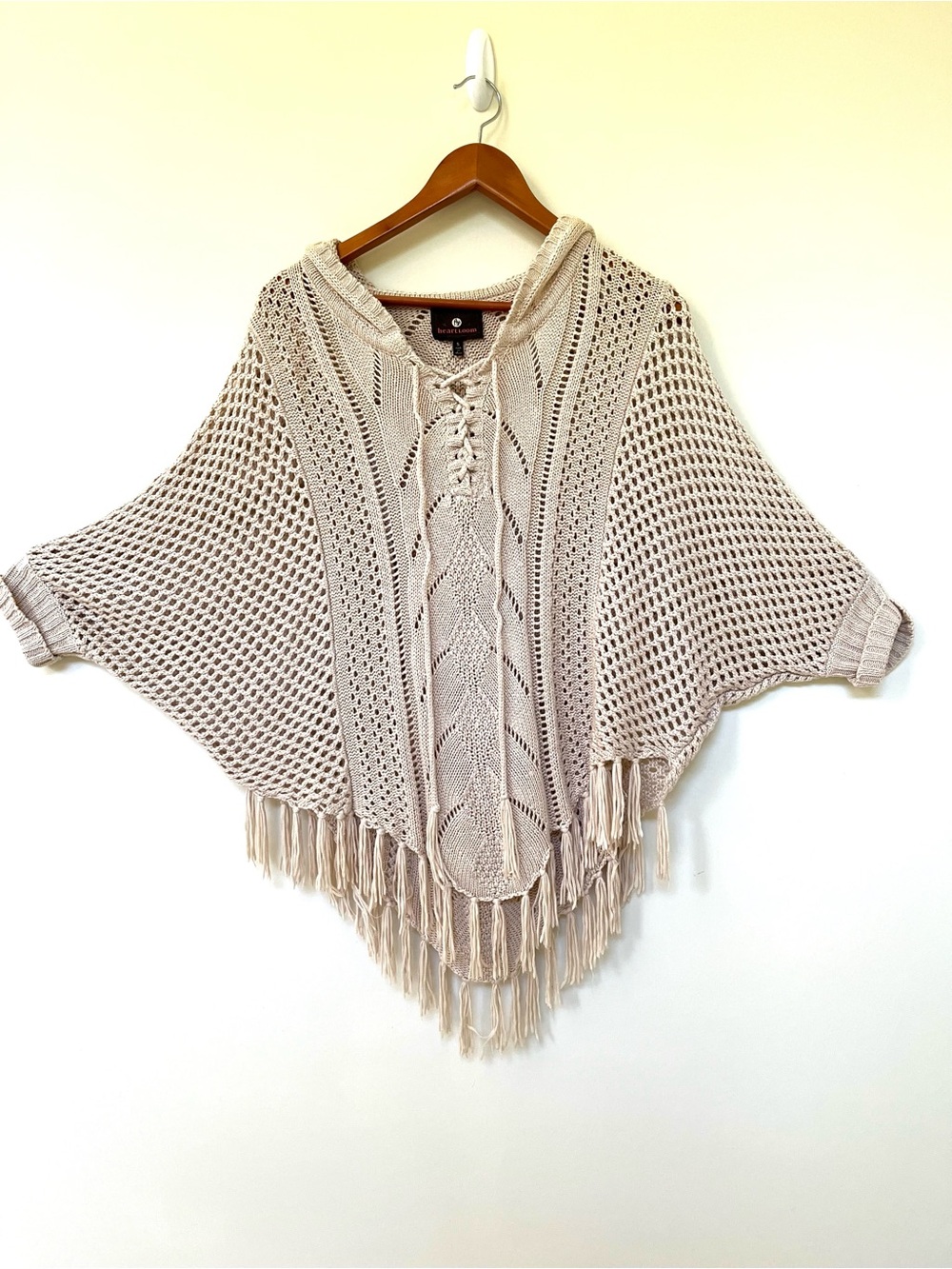 Heartloom ~ Open Weave Crocheted Fringed Poncho ~ Oatmeal Tan ~ Oversized Small